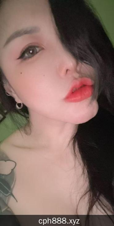 栖霞巨乳肥臀