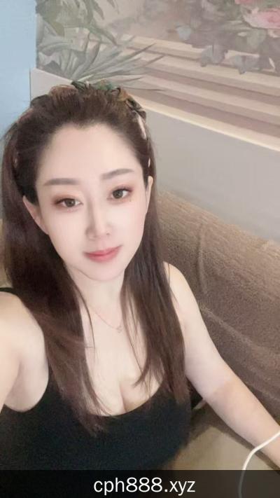 丰满姐姐懂男人