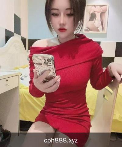 大胸性感小野猫
