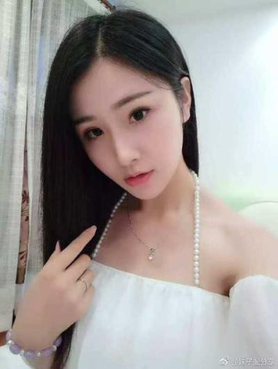 花都新人年轻妩媚兼职服务-晴儿
