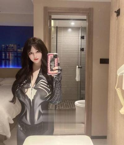 城关性感大奶妹欣妮