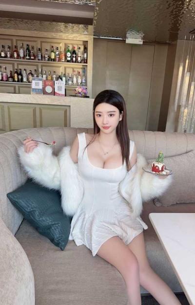 白云大长腿可舌吻-伊伊