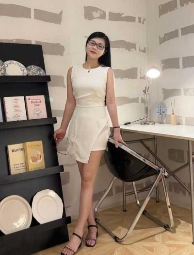 越秀新人辣妹莞式服务-小娟