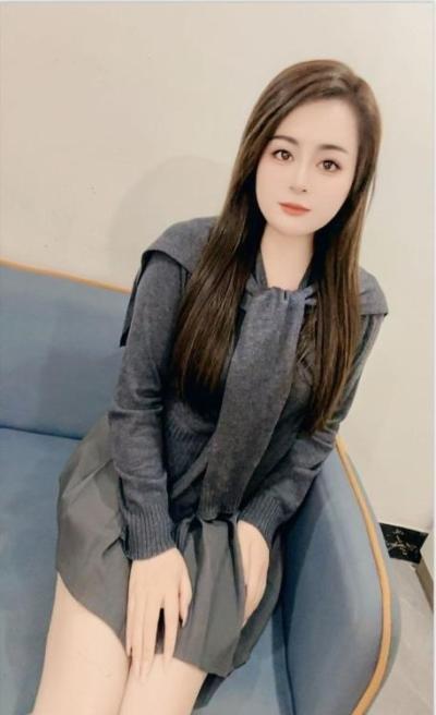 白云桃桃妹妹