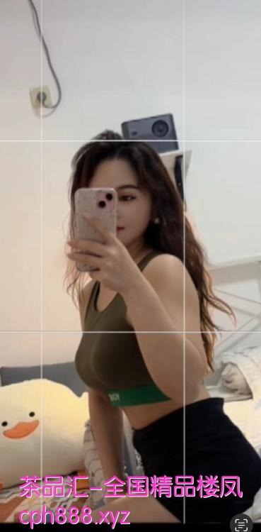 南山荔林地铁站妮妮