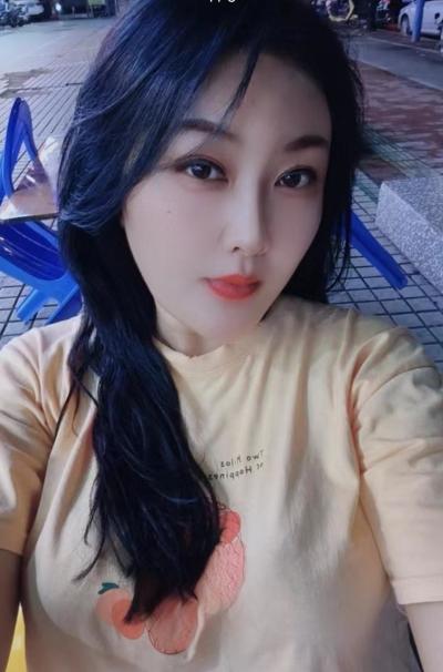 海珠美少妇黄咪