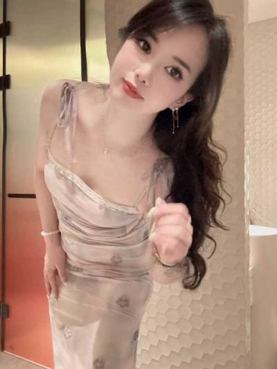 花都融创性感大波美眉服务-芝芝
