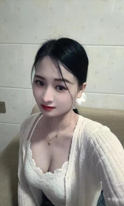 白云小美