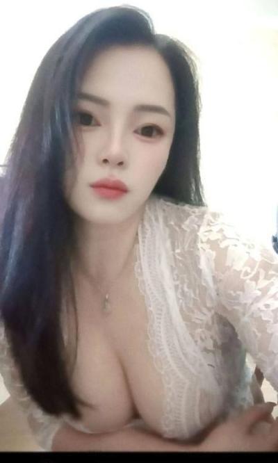 岳麓丰满大奶果子