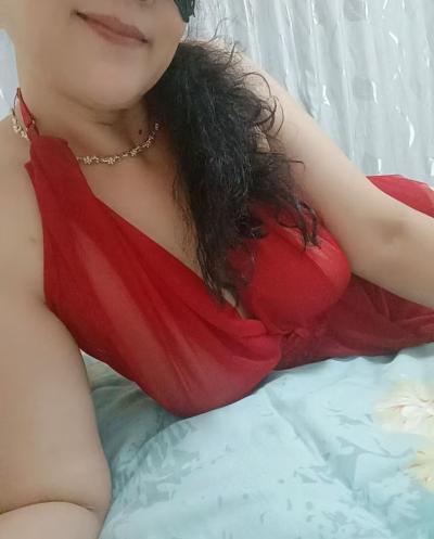 身材苗条浪荡妹子