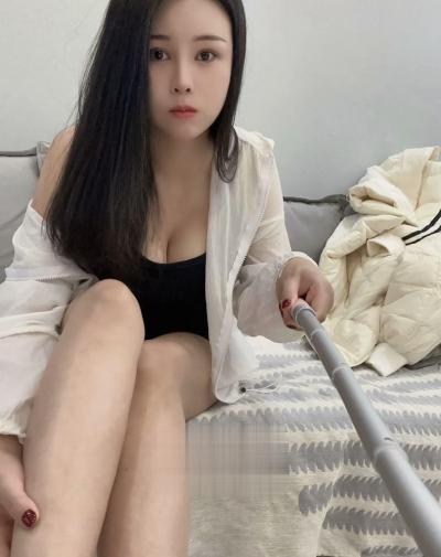 大胸猫猫