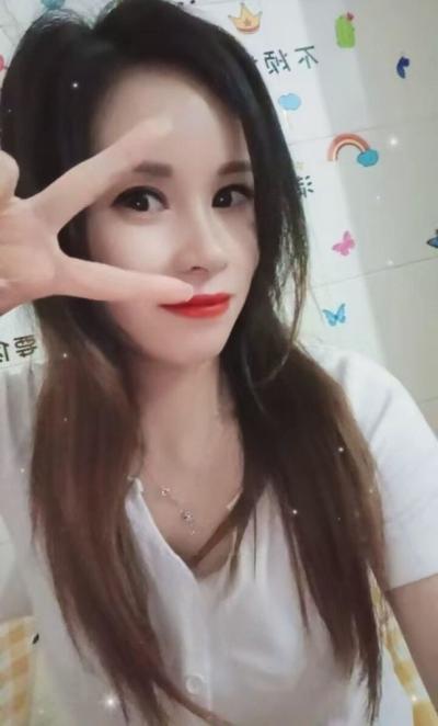 小榄美女