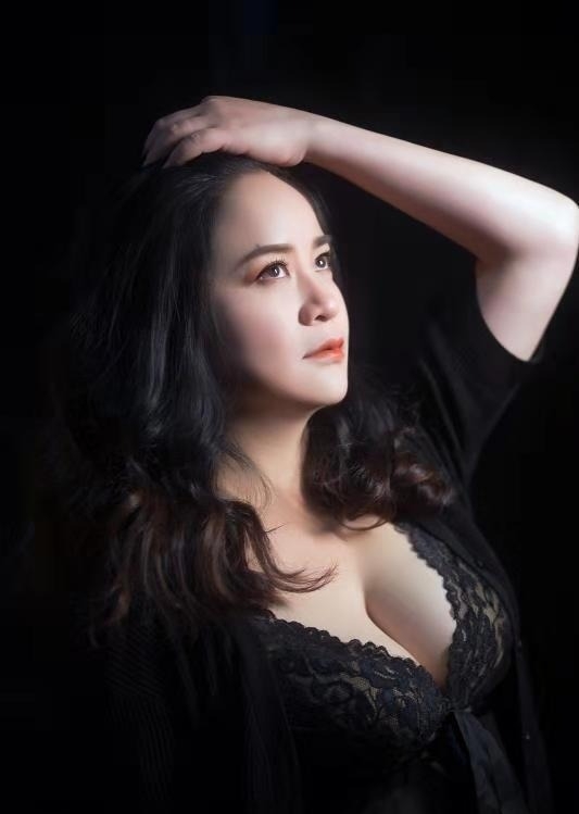 梅溪湖大胸倩倩