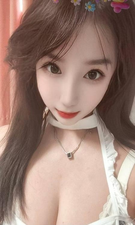 风韵迷人风骚姐姐